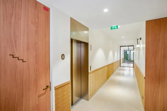 Apartment in 8th (Golden Triangle - Parc Monceau), Paris