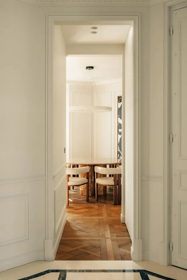 Apartment in 16th (Trocadéro - Etoile - Passy), Paris