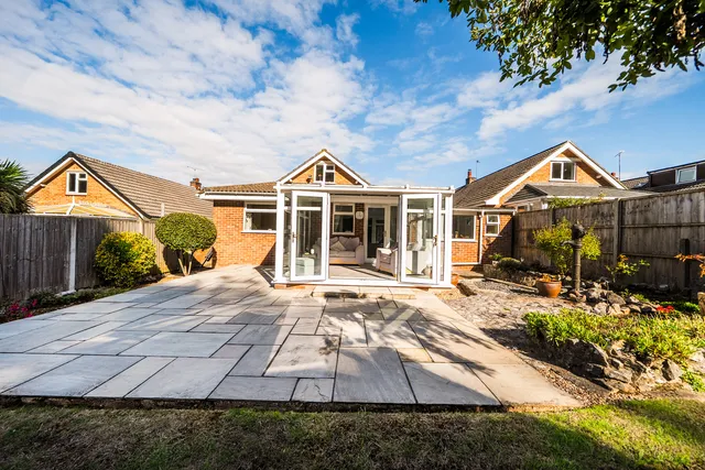 9 Cliff Road, Weston-super-mare BS22 9SE
