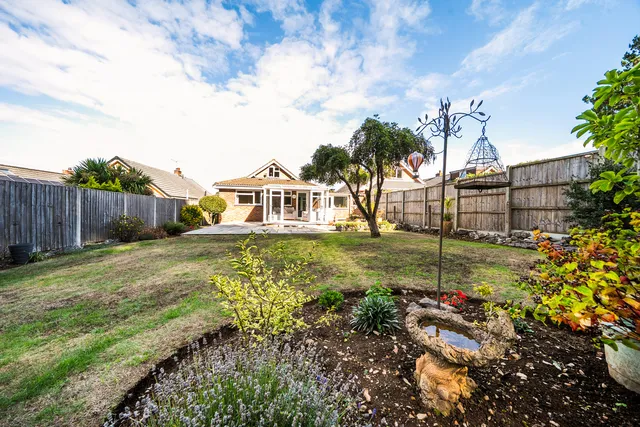 9 Cliff Road, Weston-super-mare BS22 9SE