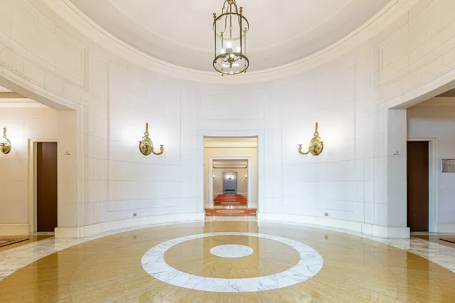Apartment in 8th (Golden Triangle - Parc Monceau), Paris