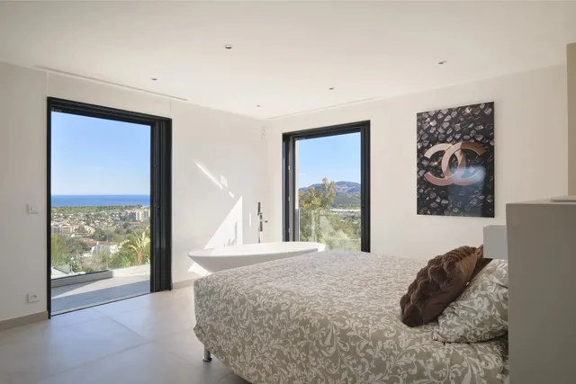 Villa in Mandelieu La Napoule, French Riviera