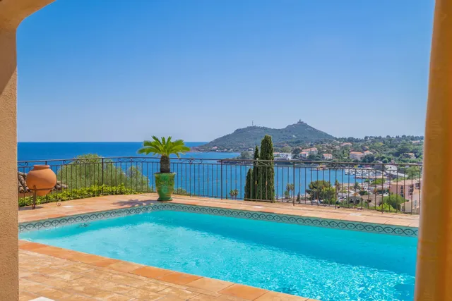 Villa in Agay, French Riviera