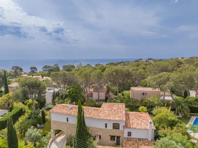 Villa in St Raphael, French Riviera
