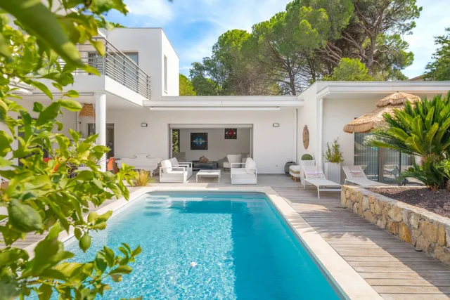 Villa in St Raphael, French Riviera