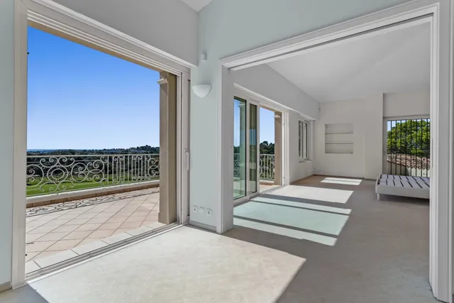 Villa in Biot, French Riviera