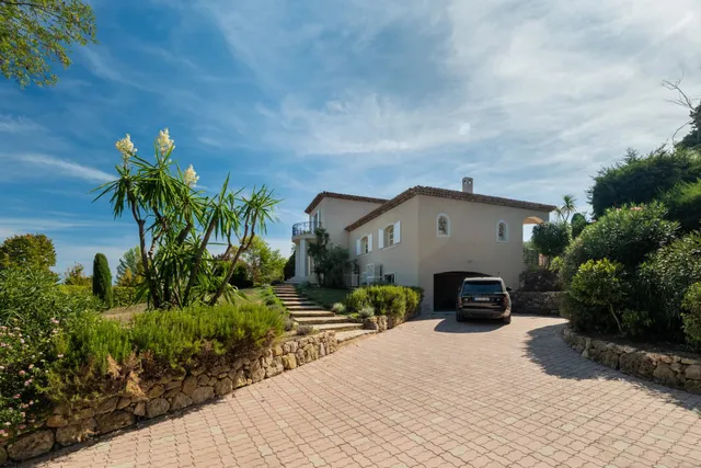 Villa in Valbonne, French Riviera