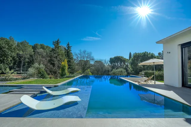 Villa in Roquefort Les Pins, French Riviera