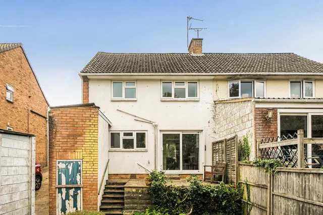 22 Castlefields Avenue, Cheltenham GL52 6YR