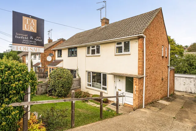 22 Castlefields Avenue, Cheltenham GL52 6YR