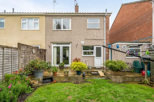 9 Cossham Close, Bristol BS35 1JP