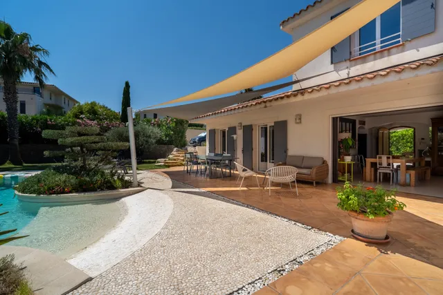 Villa in Le Brusc, Provence - Var