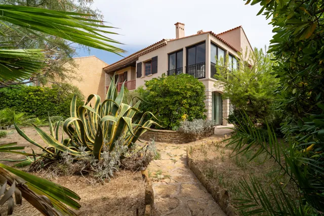 Villa in Le Brusc, Provence - Var