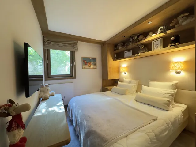 Apartment in Courchevel, French Alps / Lakes