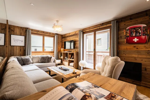 Apartment in Courchevel, French Alps / Lakes