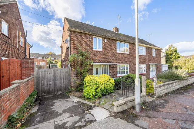 8 Franklin Road, Gravesend DA12 5SX