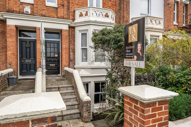 56 St. Andrews Road, Portsmouth PO5 1EU
