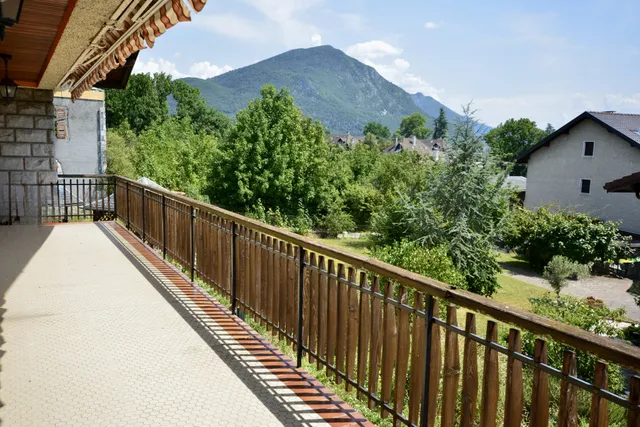 Chalet in Annecy, French Alps / Lakes