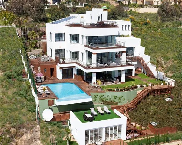 Villa in La Duquesa, Costa Del Sol
