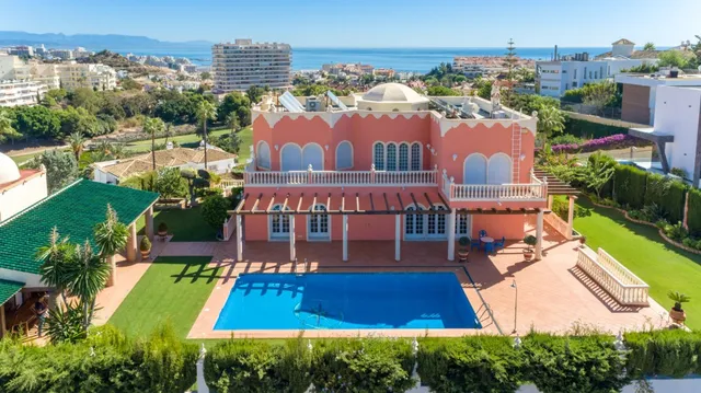 Villa in Benalmádena, Costa Del Sol