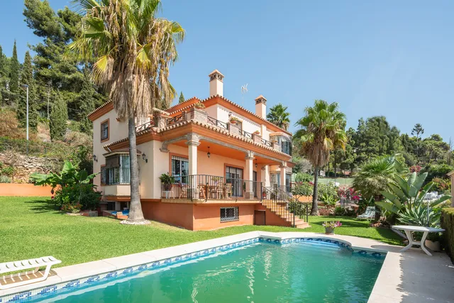 Villa in Marbella, Costa Del Sol
