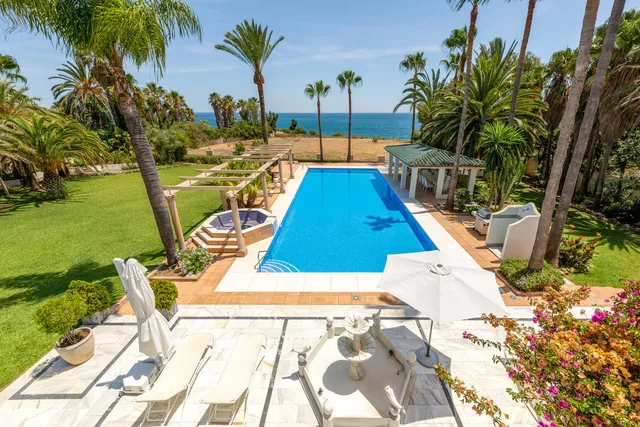 Villa in Estepona, Costa Del Sol