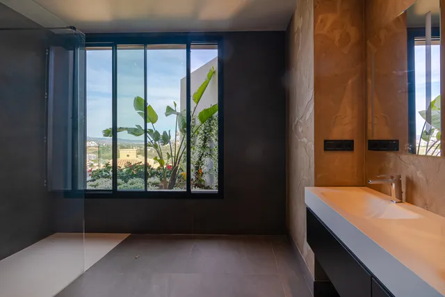 Villa in Los Arqueros, Costa Del Sol