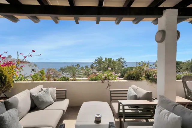 Apartment in Marbella, Costa Del Sol