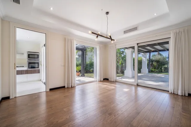 Villa in The Golden Mile, Costa Del Sol