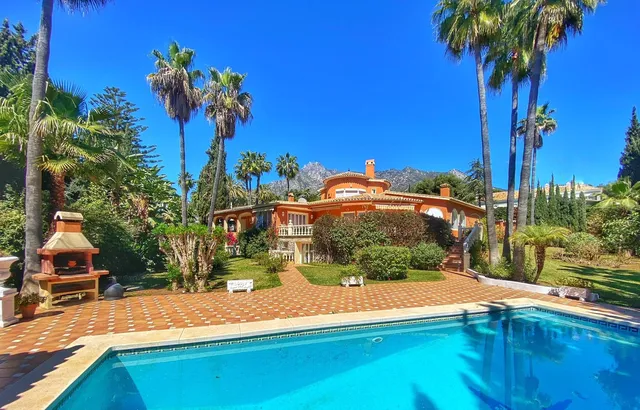 Villa in Nagüeles, Costa Del Sol