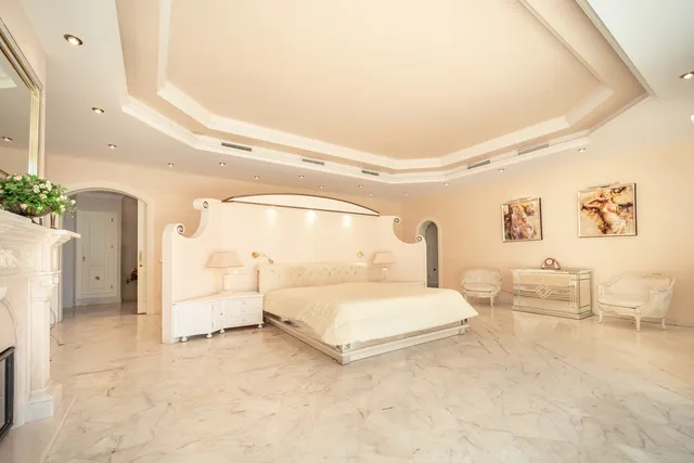 Villa in The Golden Mile, Costa Del Sol