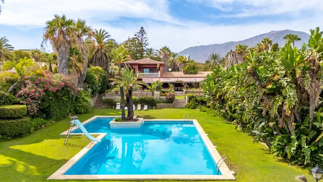 Villa in Estepona, Costa Del Sol