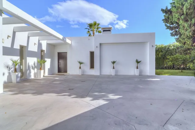 Villa in Guadalmina Baja, Costa Del Sol