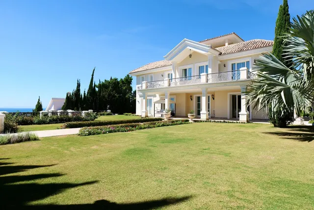 Villa in El Rosario, Costa Del Sol