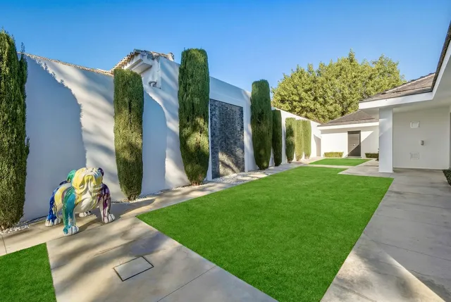 Villa in Guadalmina Baja, Costa Del Sol