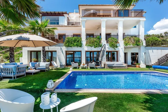 Villa in Benahavís, Costa Del Sol