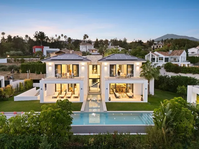 Villa in Benahavís, Costa Del Sol