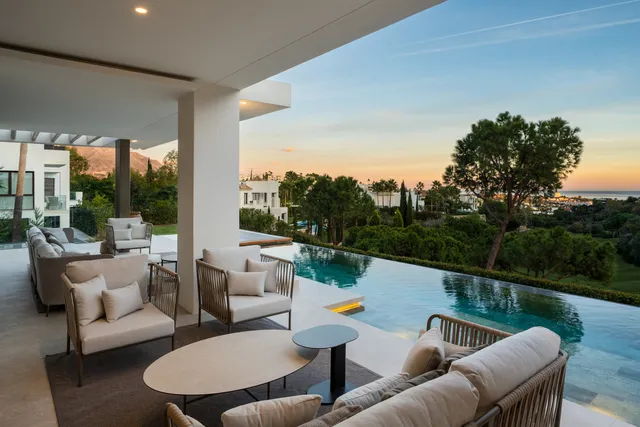 Villa in La Quinta, Costa Del Sol