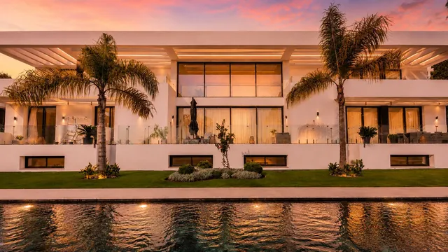 Villa in El Paraiso, Costa Del Sol