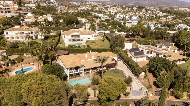 Villa in El Paraiso, Costa Del Sol