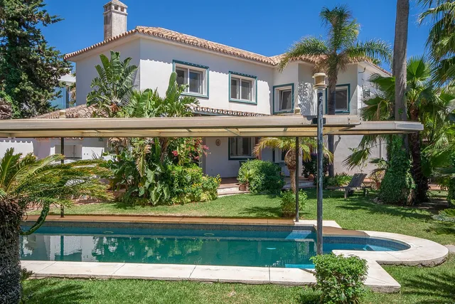 Villa in Marbesa, Costa Del Sol
