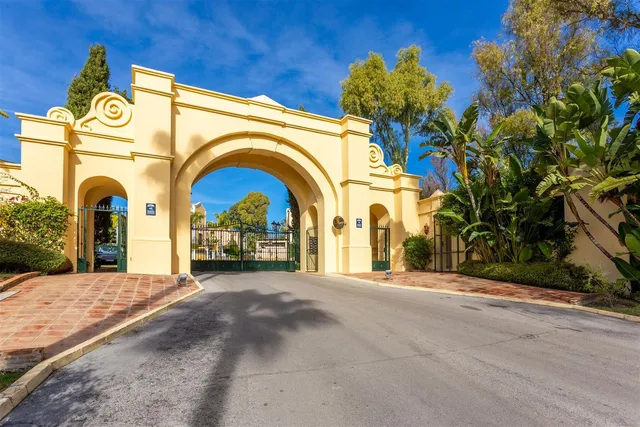 Villa in Guadalmina Alta, Costa Del Sol