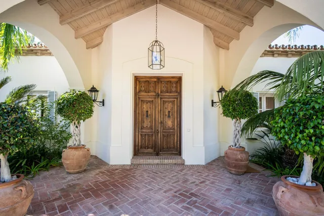 Villa in Marbella, Costa Del Sol