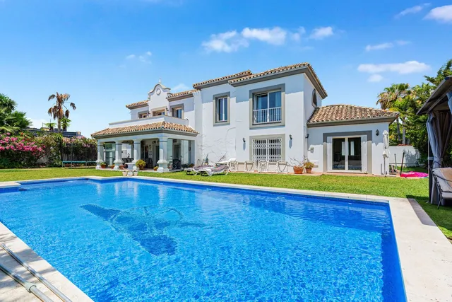 Villa in Estepona, Costa Del Sol