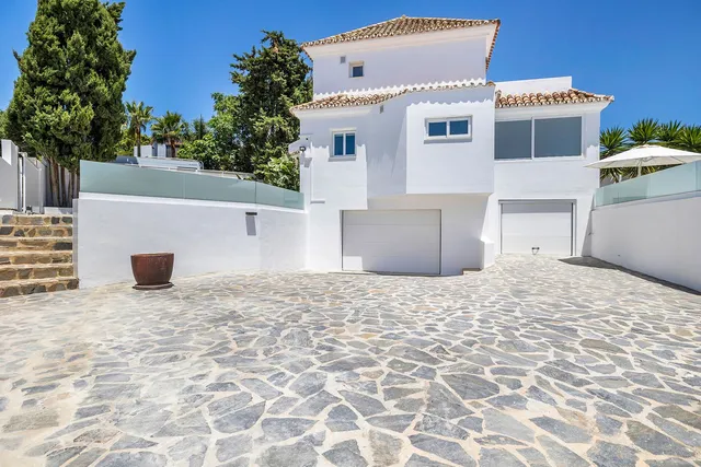 Villa in Estepona, Costa Del Sol