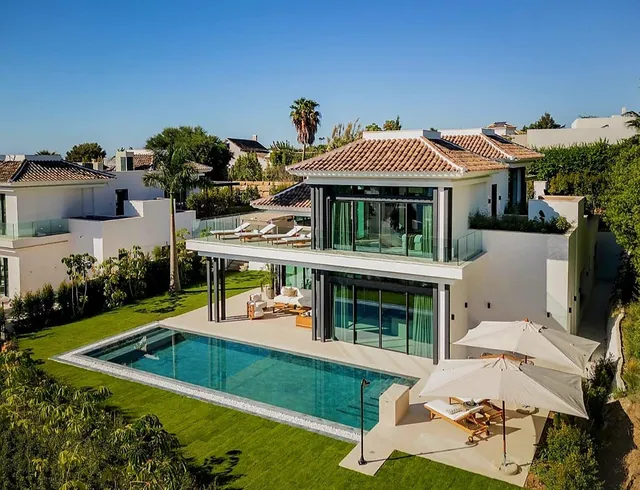 Villa in The Golden Mile, Costa Del Sol