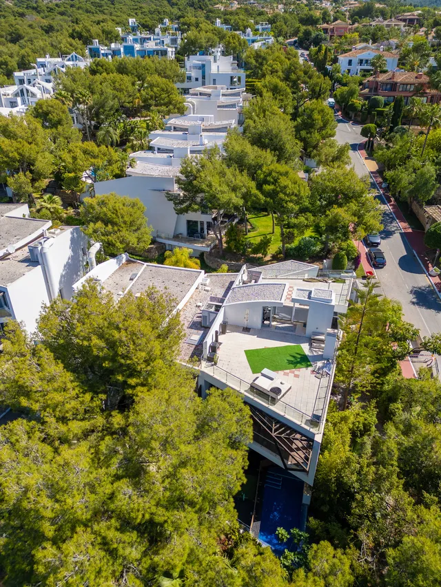 Villa in The Golden Mile, Costa Del Sol