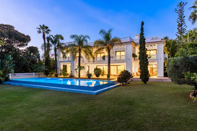 Villa in Estepona, Costa Del Sol