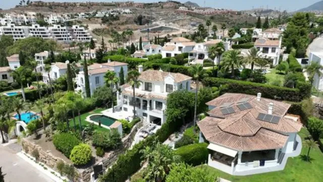 Villa in El Paraiso, Costa Del Sol
