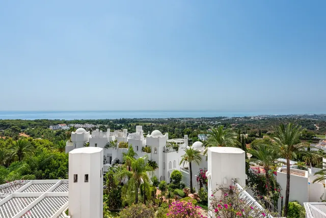 Apartment in The Golden Mile, Costa Del Sol